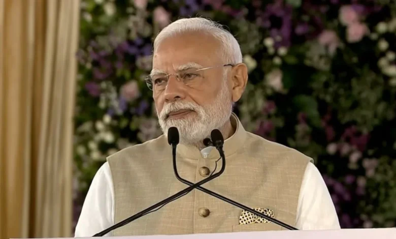 PM Modi Highlights Dharmendra Pradhan’s Write-up on Teachers in a Changing World PM Modi Highlights Dharmendra Pradhan’s Write-up on Teachers in a Changing World