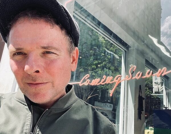 Author Interview: Stuart Murdoch of Belle and Sebastian on His First Novel, “Nobody’s Empire”