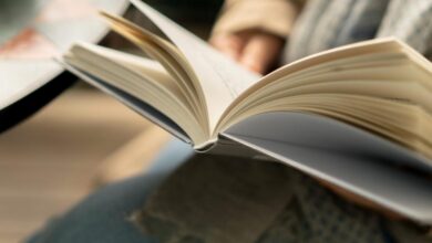 English’s Walt Hunter interviews author Honor Jones about her new novel | CWRU Newsroom